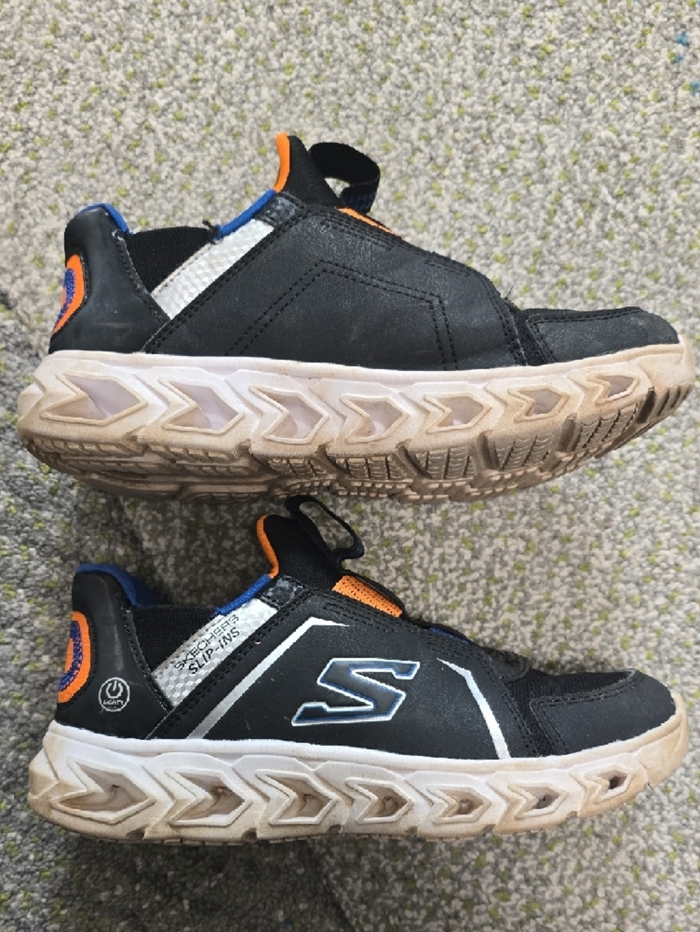 Skechers Kids Slip On Sneakers Light up Size 3 - Picture 3 of 8